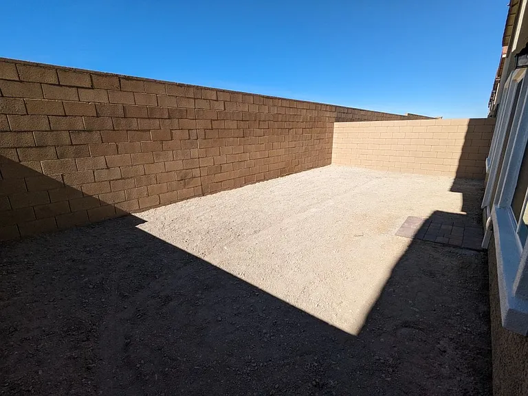 7071 Alabaster Peak St — Photo 29