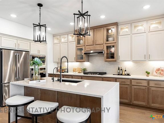 2nd image of 9616 Golden Lion Dr