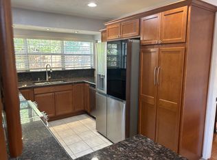 15755 Regal Hill Cir, Dallas, TX 75248