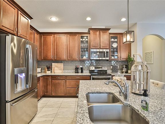 5th image of 11745 Albatross Ln