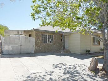 1st image of 2316 E Mesquite Ave