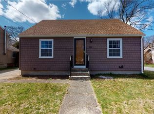 168 Knotty Oak Rd, Coventry, RI 02816