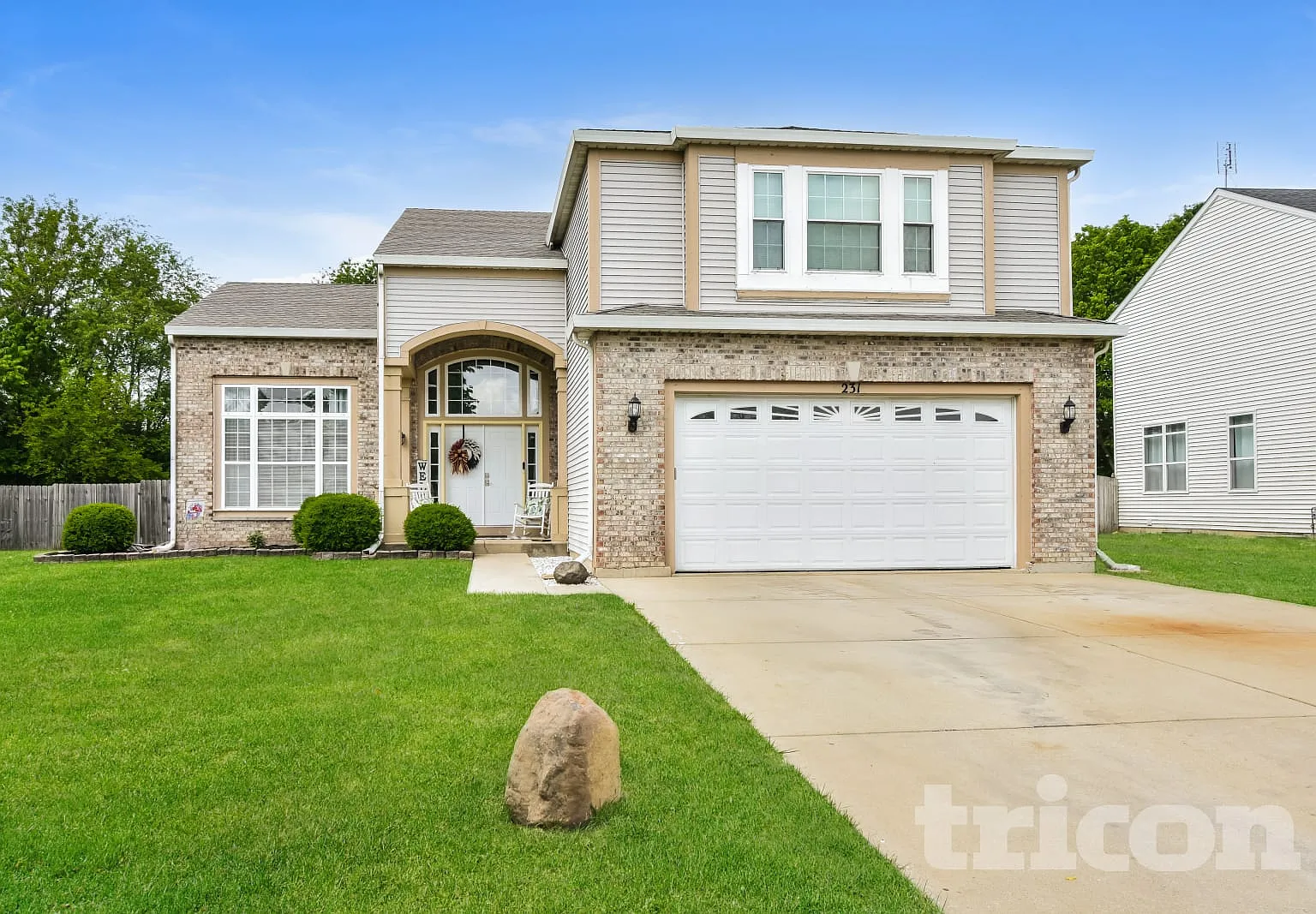 231 Paradise Parkway Oswego IL — Photo 1