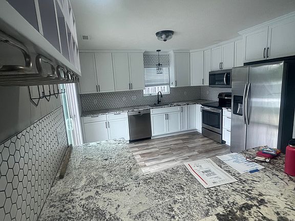 5th image of 2164 Sungold Ct