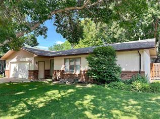 1207 S Emory Ave, North Platte, NE 69101