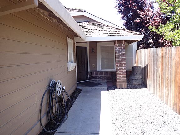 4th image of 7801 Gadsby Ct