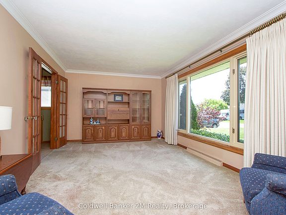 3rd image of 453 Rosmere St