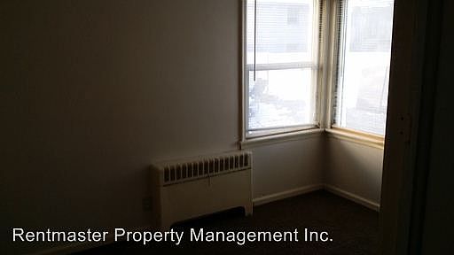 3rd image of 610 Vassar Way