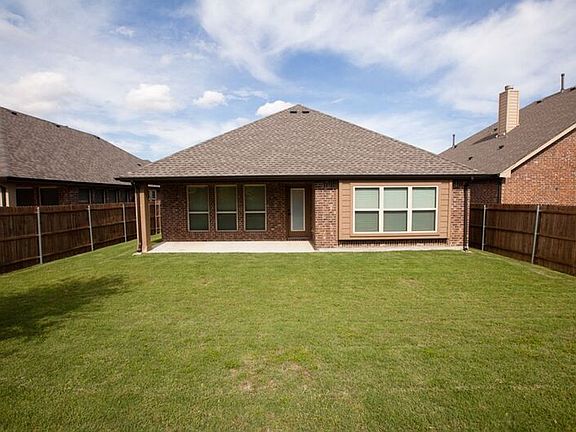 3rd image of 517 Kelvington Dr