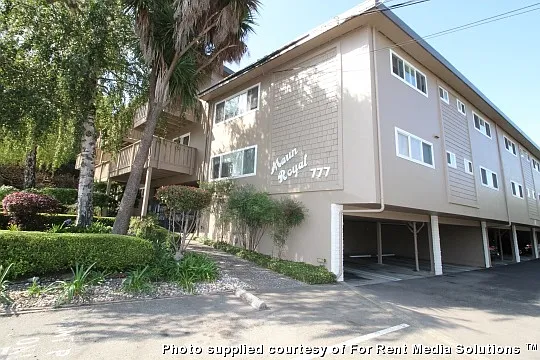 Marin Royal Apartments LLC — Photo 24