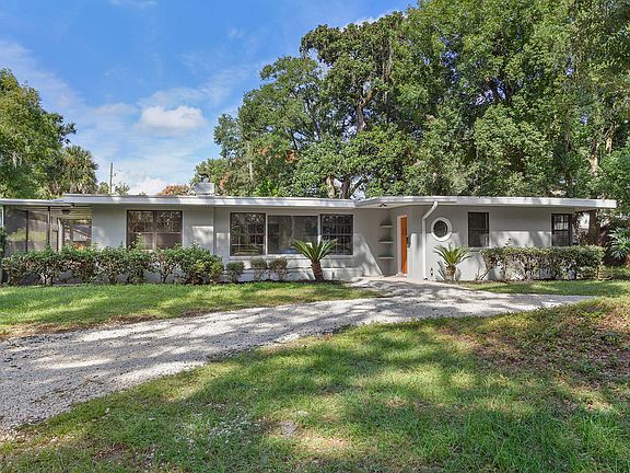 2nd image of 5633 Clifton Ave