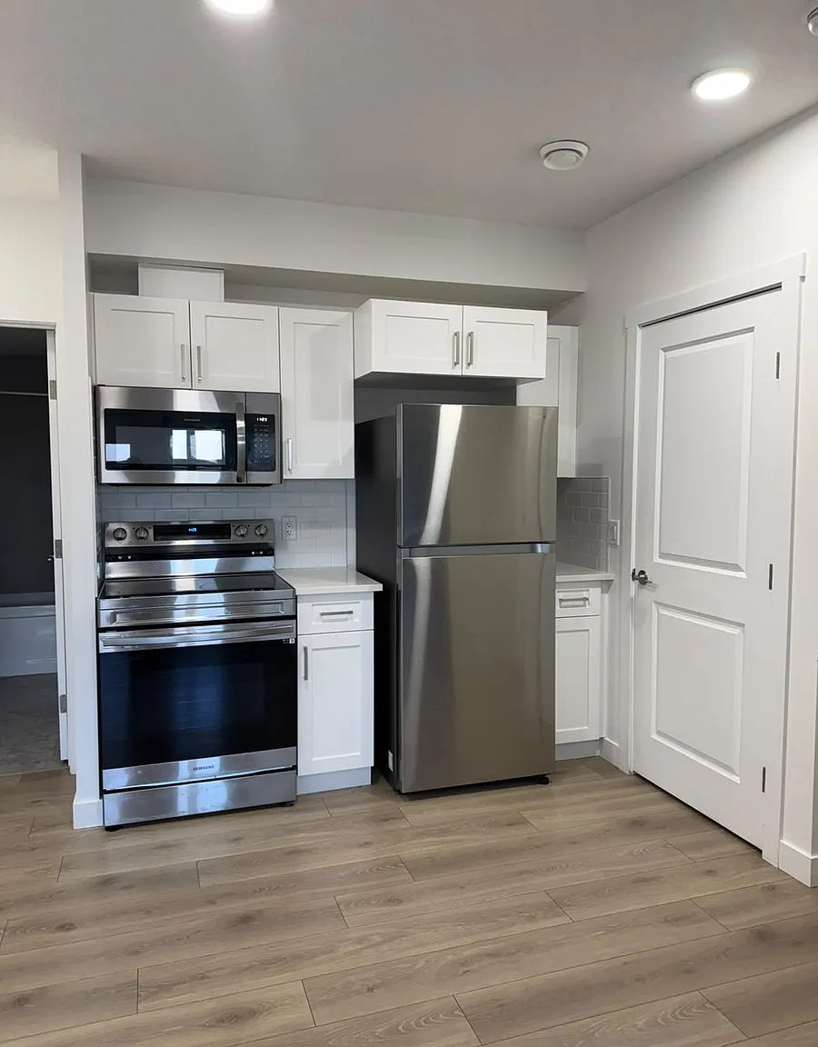 SF174 - 1 Bed 1 Bathr Lower unit of Duplex - 265 Collicott Drive Fort McMurray — Photo 4