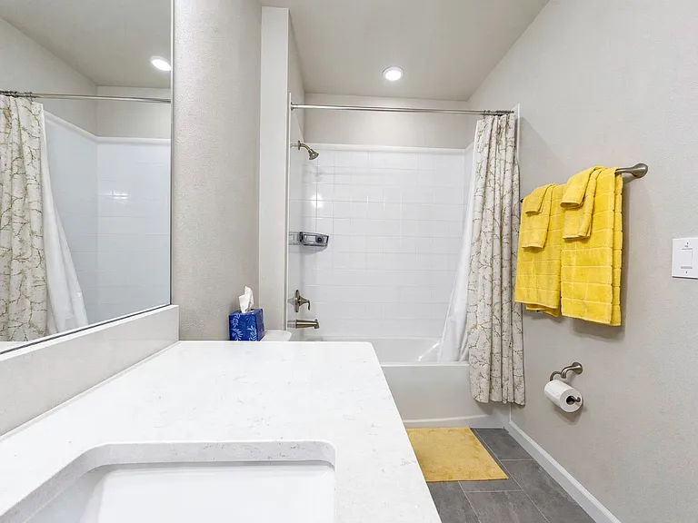 4660 Arboretum Cir #102 — Photo 22