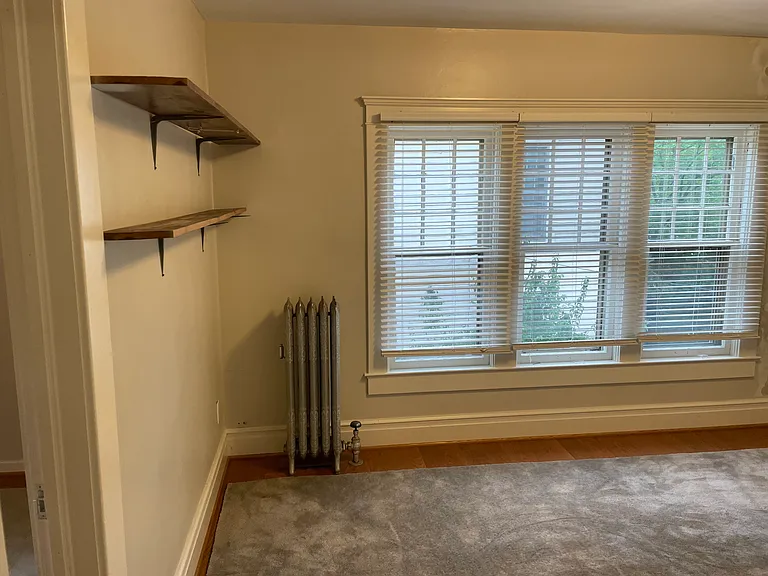 840 W Huron St #5 — Photo 1