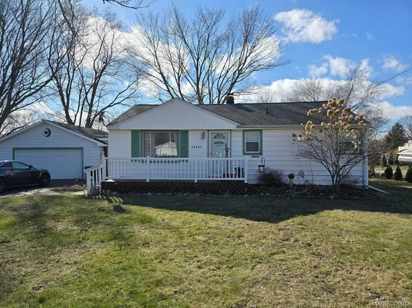 11421 Wing Dr, Clio, MI 48420