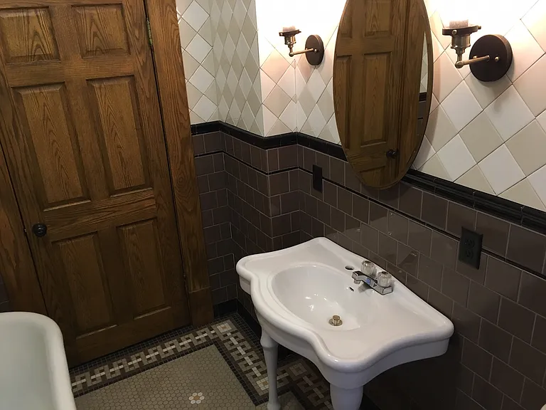 837 Innes St NE #1B — Photo 12