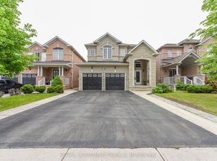 29 Dewside Dr, Brampton, ON L6R 3B7