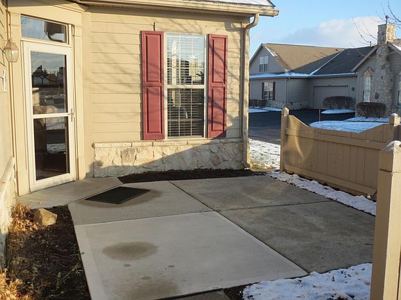 2nd image of 3659 Niblick Pl