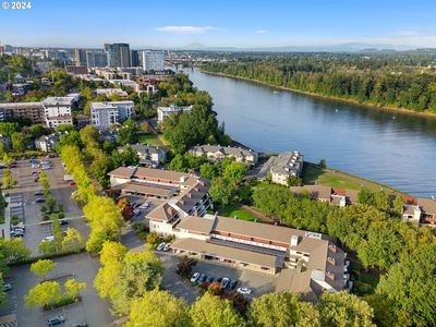 5250 S Landing Dr UNIT 306, Portland, OR, 97239