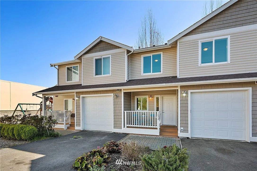 1052 SW 130th Street photo 1