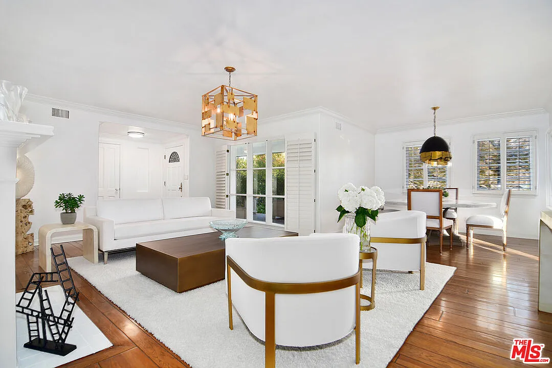 5 bed, 4.0 bath, 3300 sqft, $11,950 — Photo 4