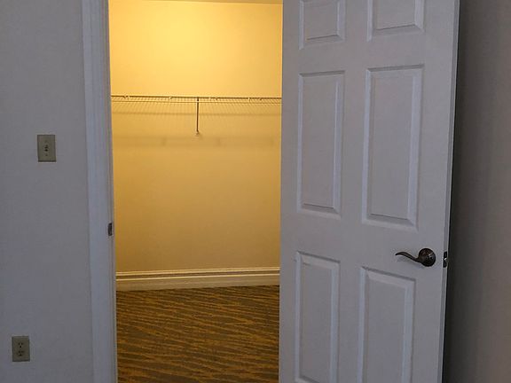 3rd image of 218 E Hector St APT 6