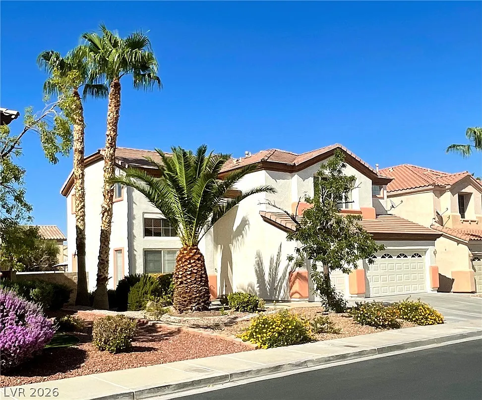 5 bed, 4.0 bath, 3096 sqft, $3,275 — Photo 1