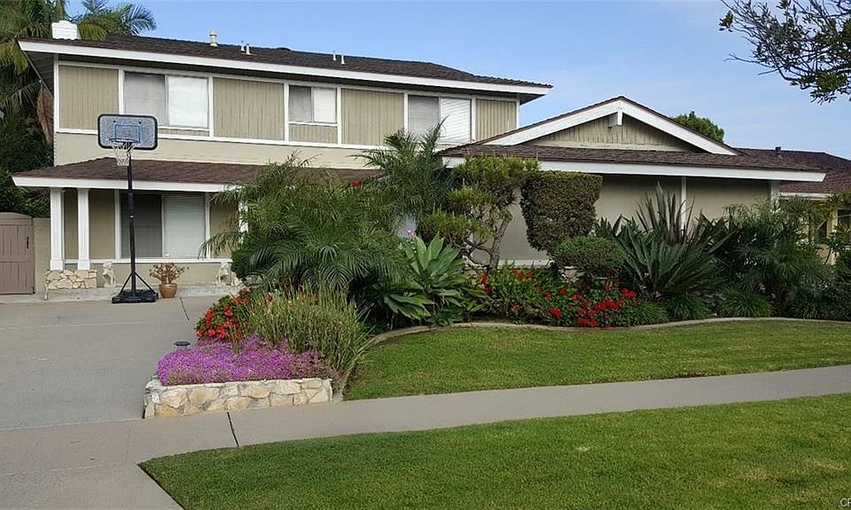 1st image of 3425 N El Dorado Dr