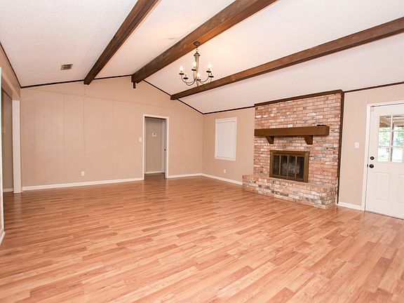 2nd image of 2607 Parnell Rd