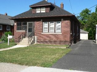 39 S Victory, Waukegan, IL 60085