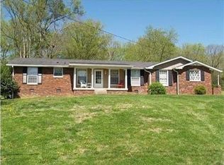 231 Riverwood Dr, Hendersonville, TN 37075