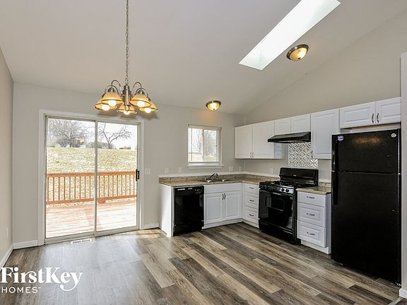 5th image of 5026 Marne Dr