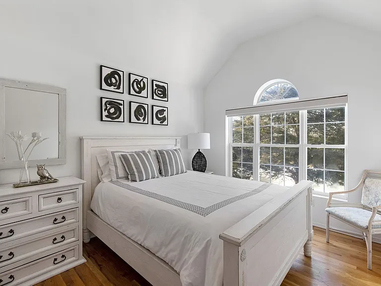 82 Sea Farm Ln — Photo 8