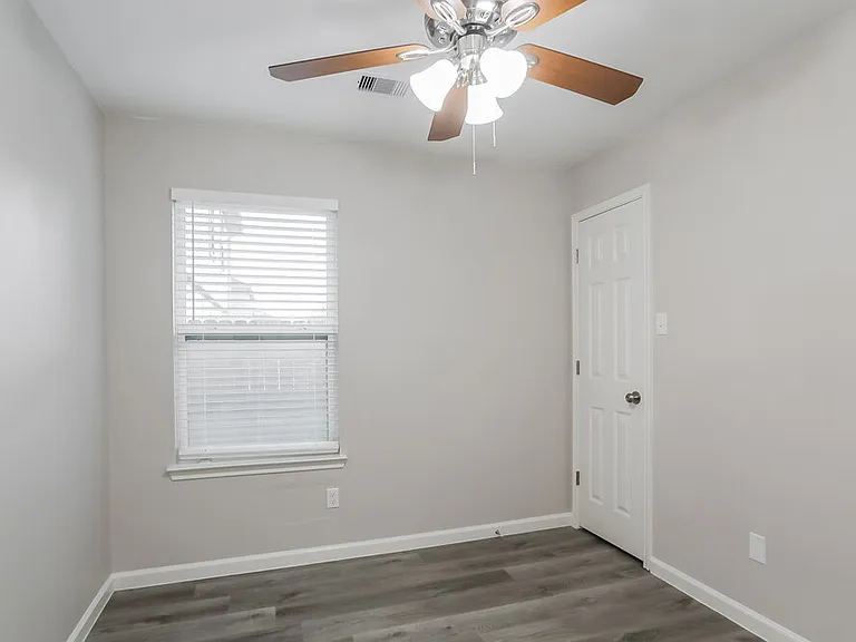 4843 Fair Oak Dale Ln — Photo 14
