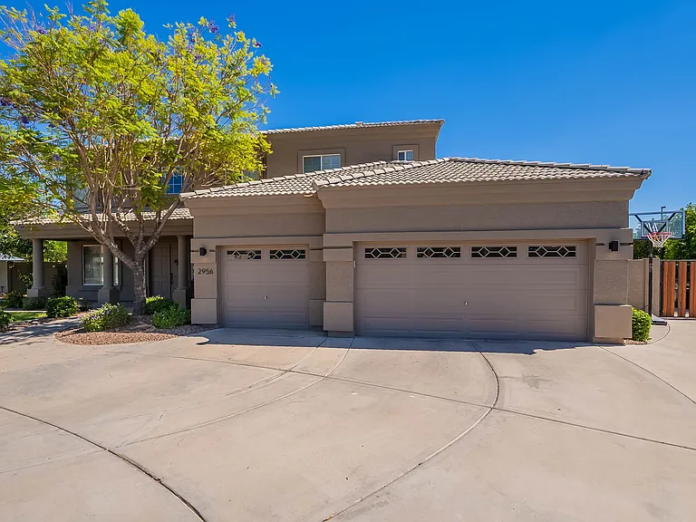 2956 S Birch Ct — Photo 5