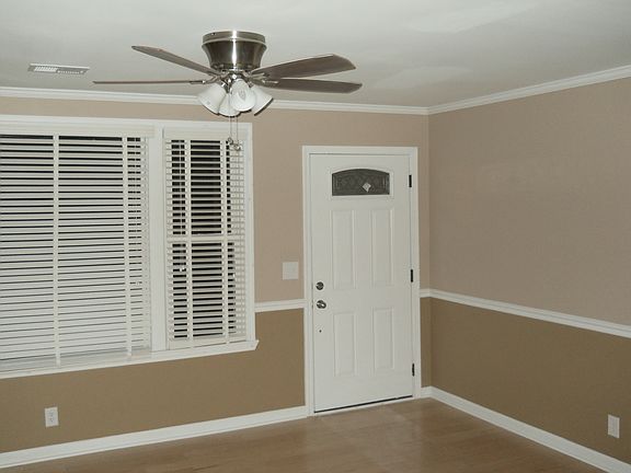 4th image of 3125 Brickdale Ln