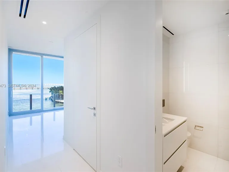 300 Biscayne Boulevard Way #503 — Photo 14