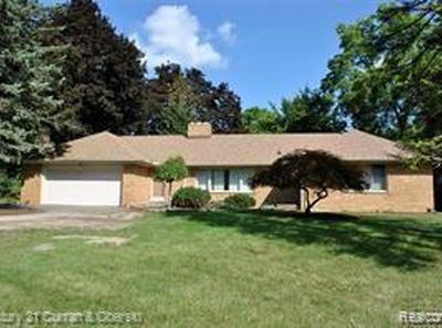 26800 W Six Mile Rd, Redford, MI, 48240