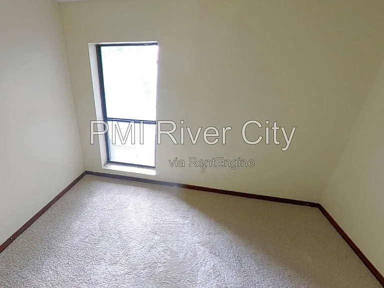 1192 Romaine Cir W — Photo 7