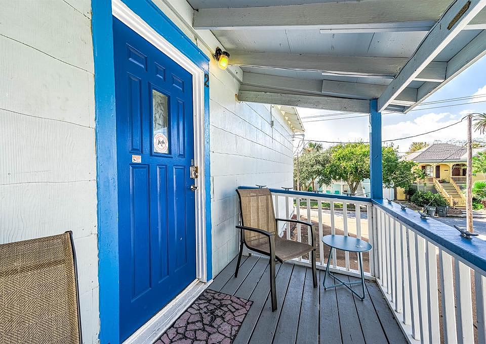 1st image of 1128 Avenue K #2