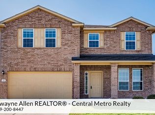 101 Sabine River Dr, Hutto, TX 78634
