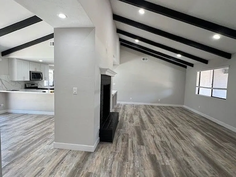 3297 Heide Ln — Photo 5