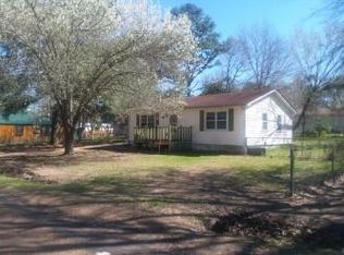 4503 Skyline Dr, Chandler, TX 75758