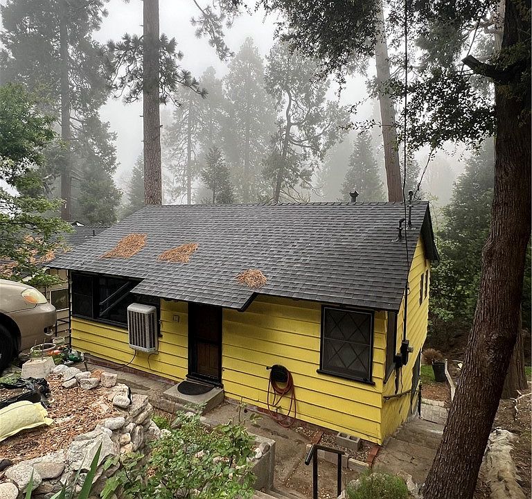 1st image of 607 Seeley Way
