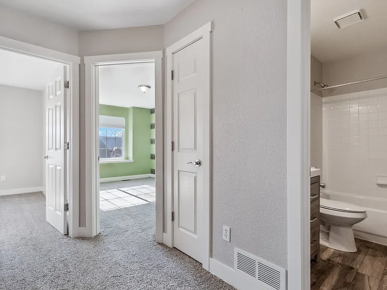 5357 E Hamilton Ave — Photo 20
