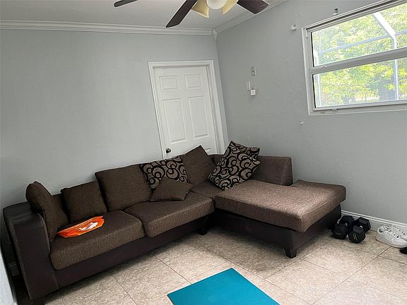 4th image of 3420 NW 39th Street