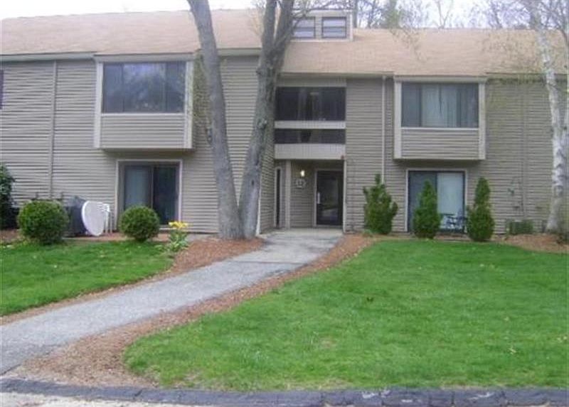1st image of 12 Thayer Pond Dr
