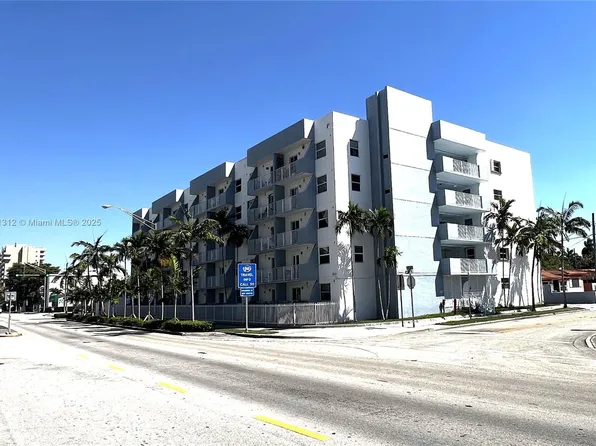 2575 SW 27th Ave APT 205, Miami, FL 33133
