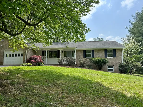 2802 Thurston Rd, Frederick, MD 21704