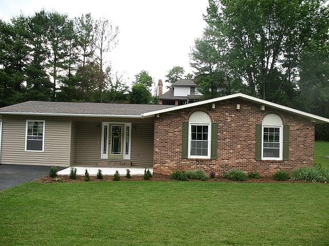 1st image of 392 Kenbrook Dr